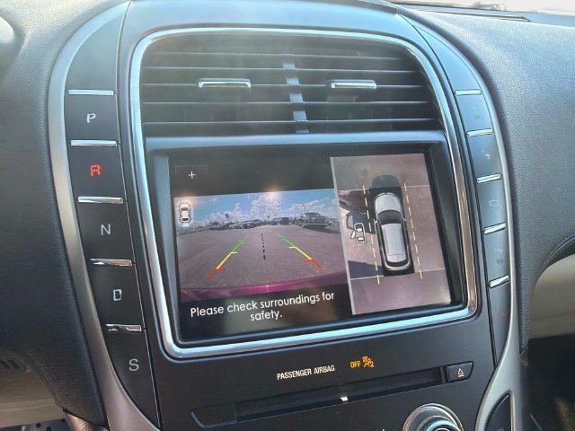 Used 2019 Lincoln Nautilus Reserve FWD image 19