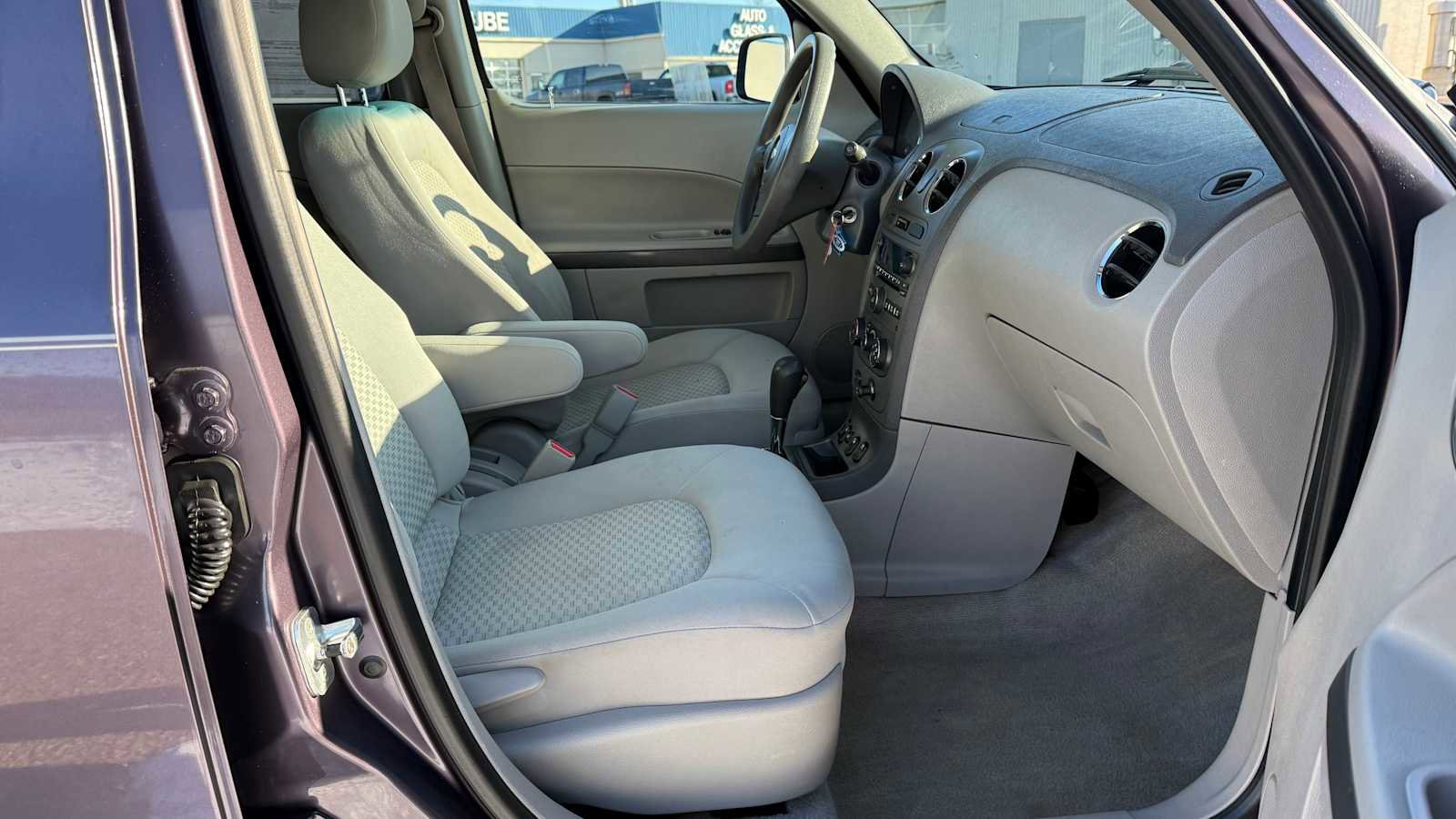 Used 2006 Chevrolet HHR LT FWD image 11
