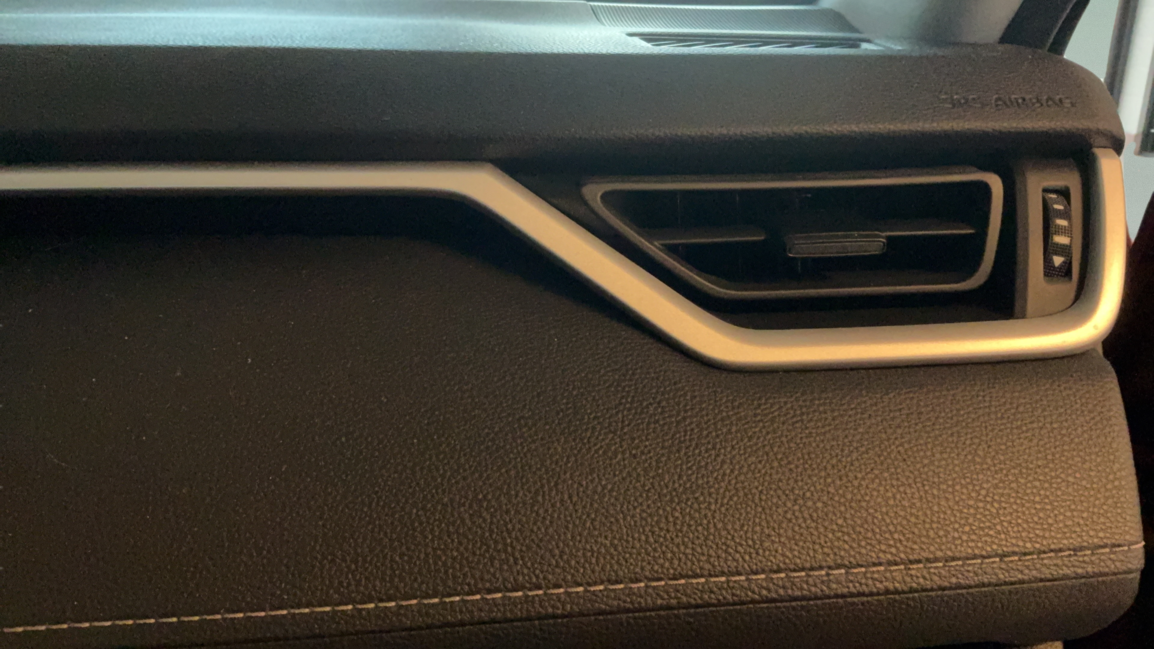 Certified 2021 Toyota RAV4 LE FWD image 32