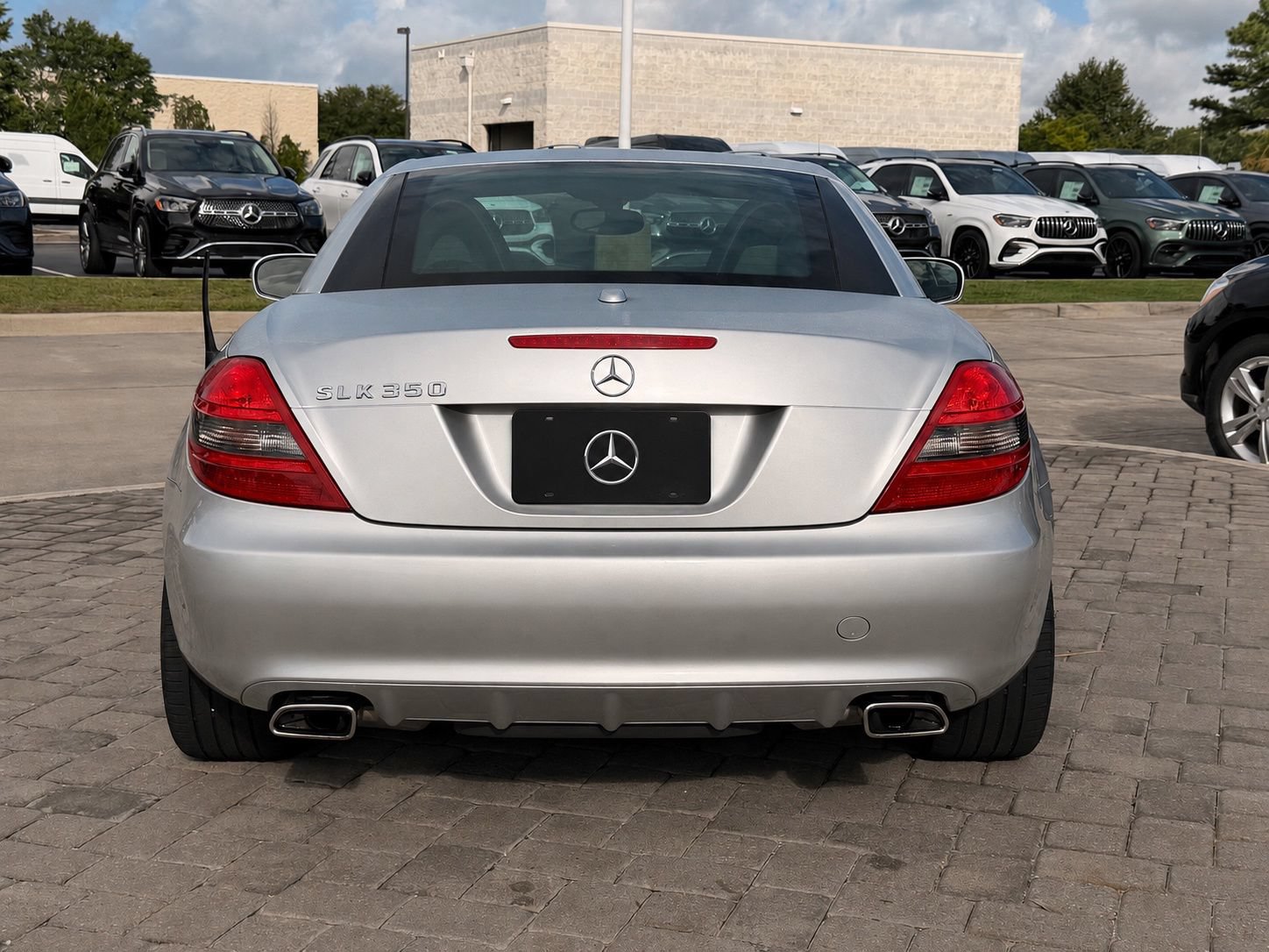 Used 2010 Mercedes-Benz SLK 350 image 7