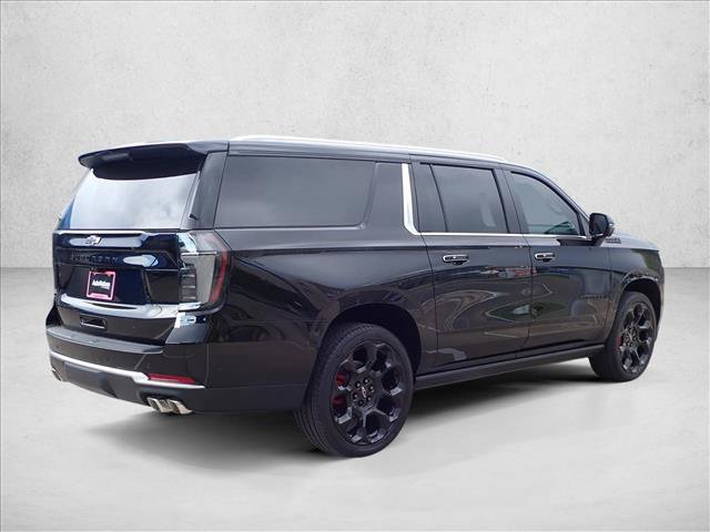 New 2026 Chevrolet Suburban High Country AWD/4WD image 4