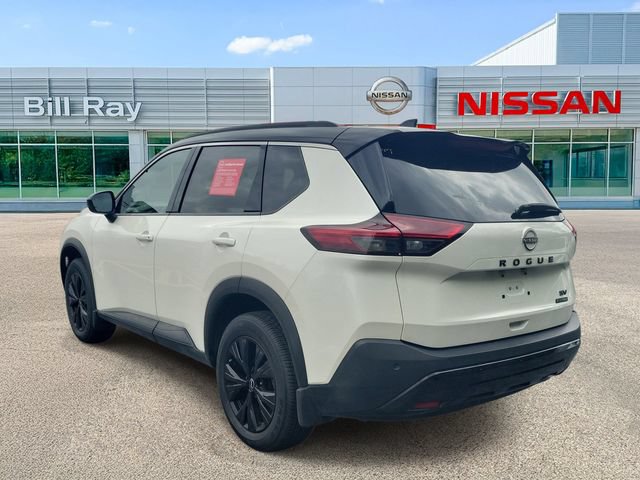 Used 2023 Nissan Rogue SV w/ SV Premium B Package FWD image 4