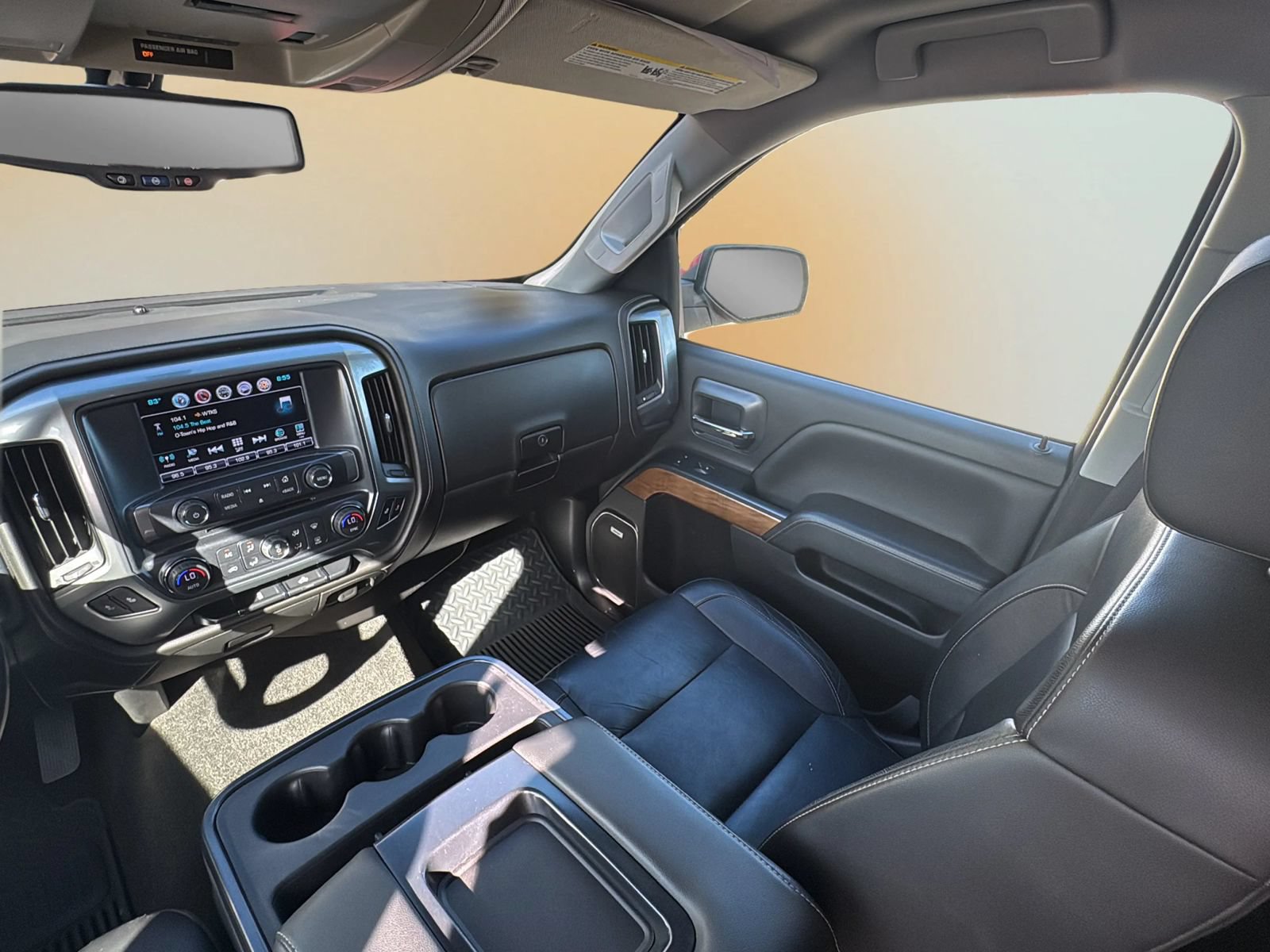 Used 2017 Chevrolet Silverado 1500 LTZ w/ Sport Package AWD/4WD image 18
