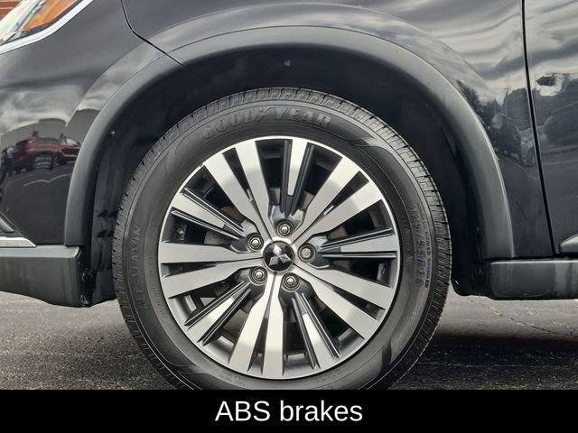 Used 2019 Mitsubishi Outlander SEL FWD image 10