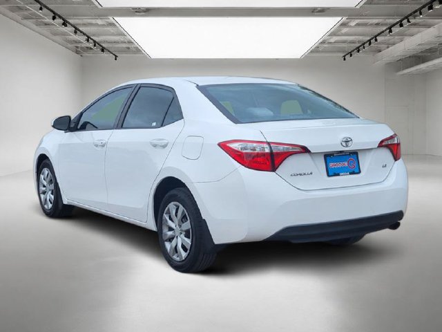 Used 2016 Toyota Corolla LE FWD image 3