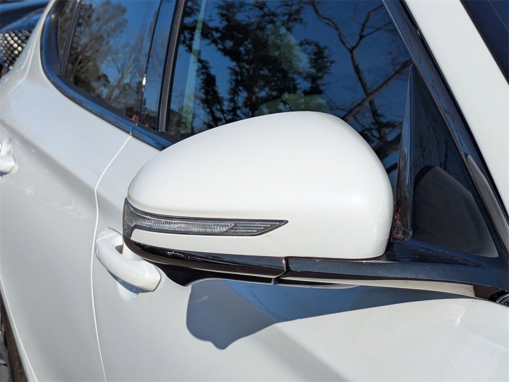 Used 2025 Genesis G70 3.3T Advanced w/ Sport Prestige Package image 10