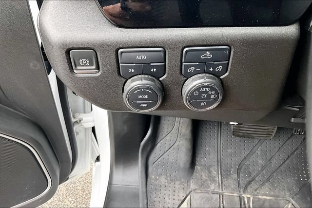 Used 2024 Chevrolet Silverado 1500 RST w/ Max Trailering Package AWD/4WD image 16