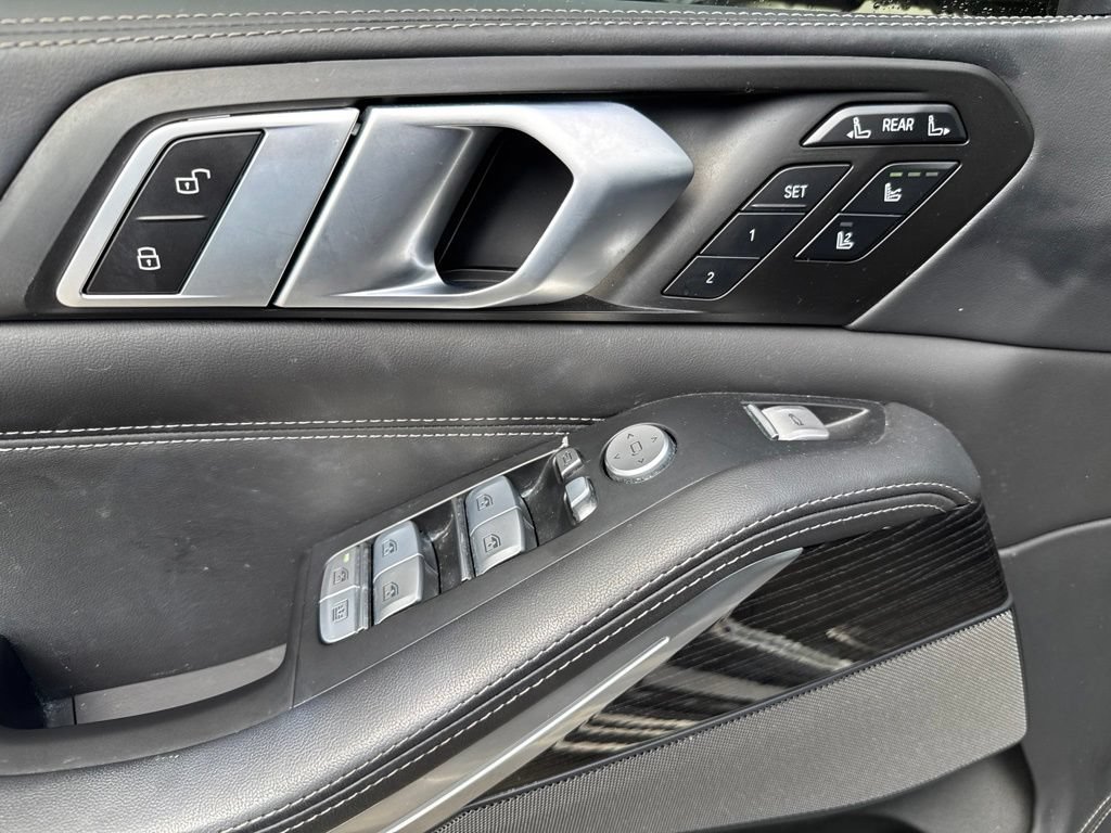 Used 2024 BMW X7 xDrive40i w/ Executive Package AWD/4WD image 11