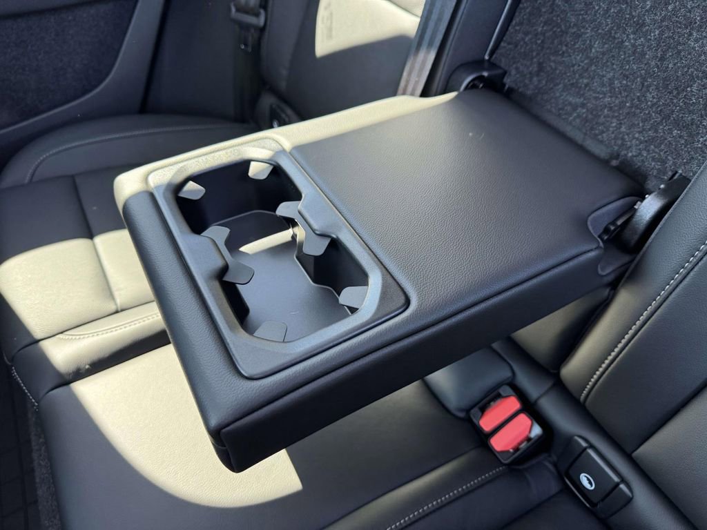Certified 2026 Volvo XC40 B5 Plus w/ Climate Package image 10