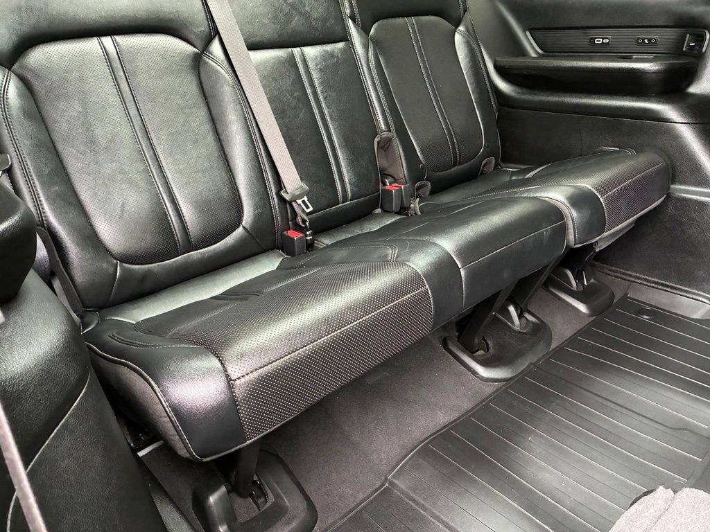 Used 2024 Jeep Wagoneer Series II w/ Convenience Group I AWD/4WD image 19