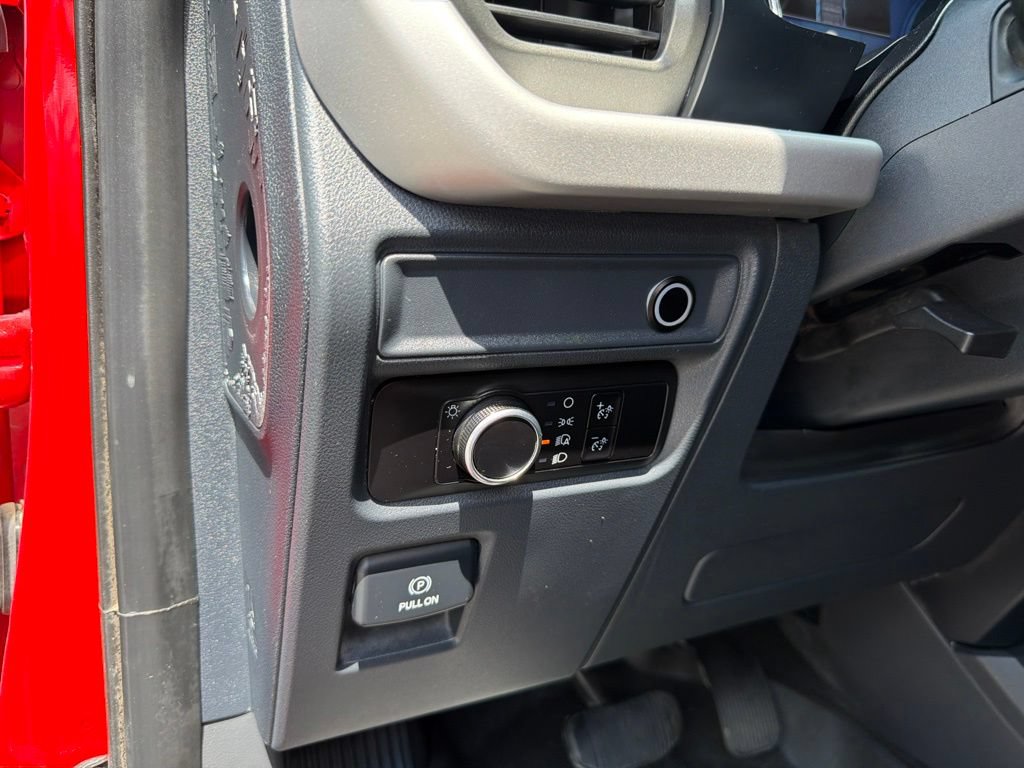 Used 2023 Ford Expedition XL AWD/4WD image 15