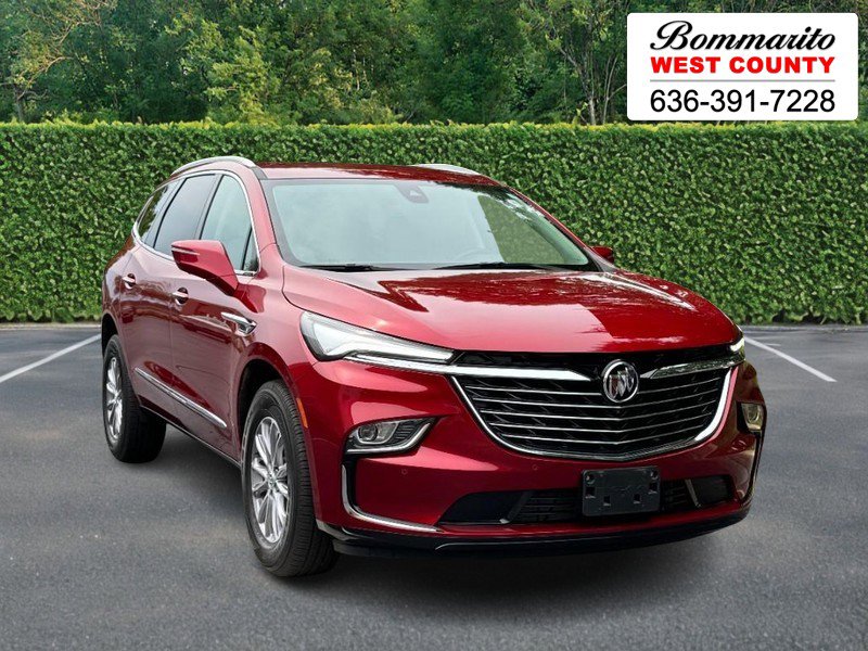 Used 2024 Buick Enclave Essence w/ Technology Package