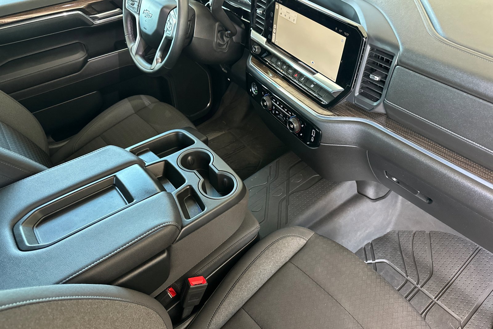 Used 2024 Chevrolet Silverado 1500 RST w/ Protection Package image 15