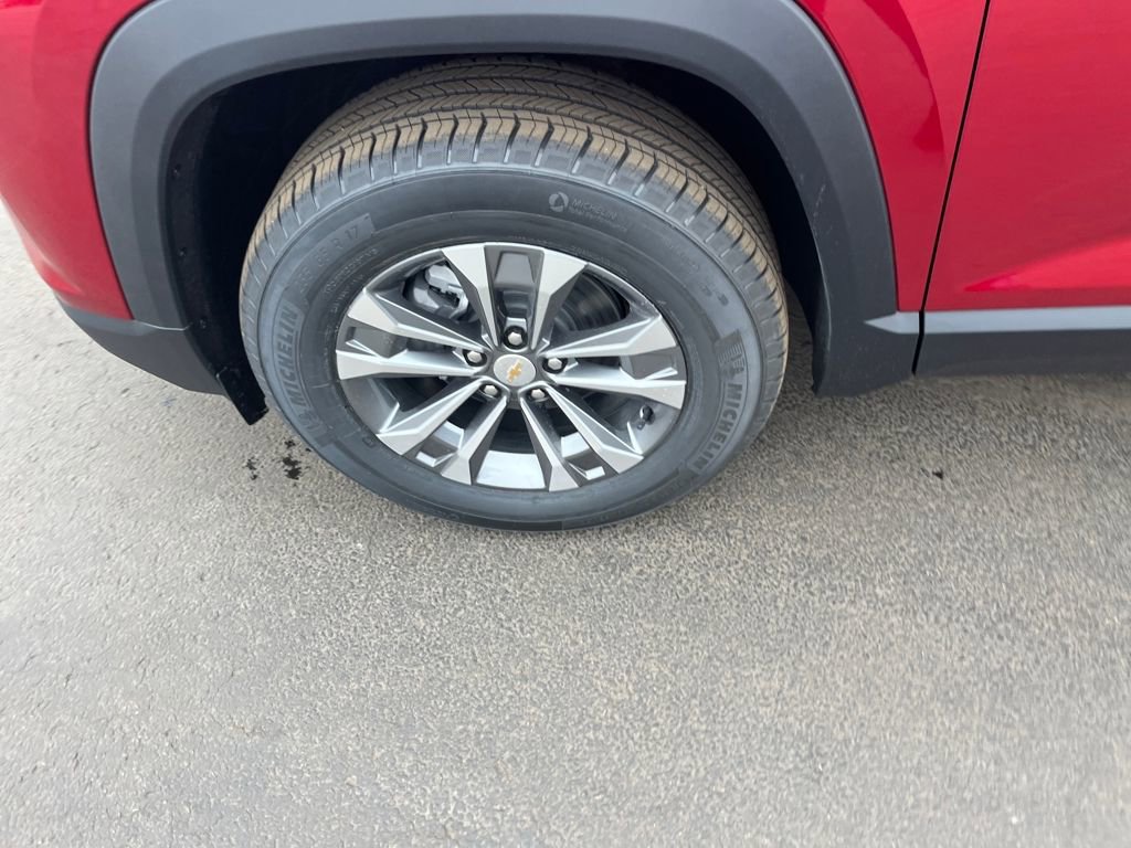 New 2026 Chevrolet Equinox LT image 34