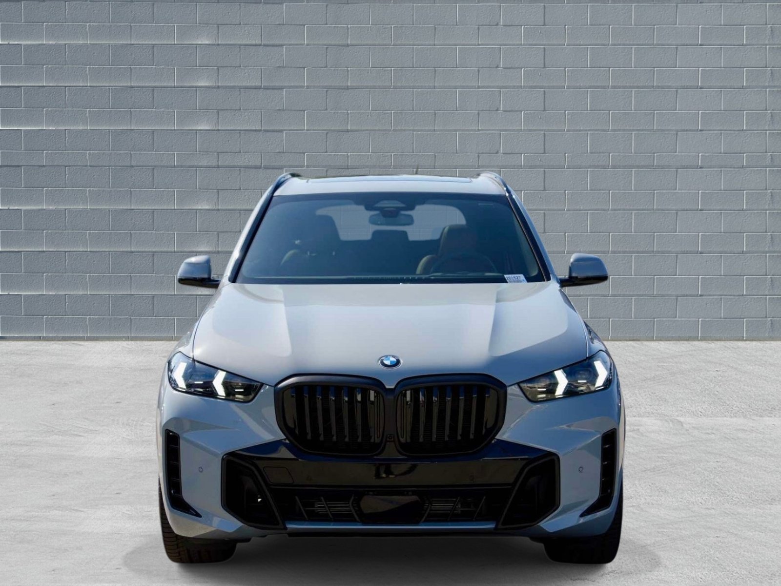 New 2026 BMW X5 xDrive40i w/ M Sport Package AWD/4WD image 2
