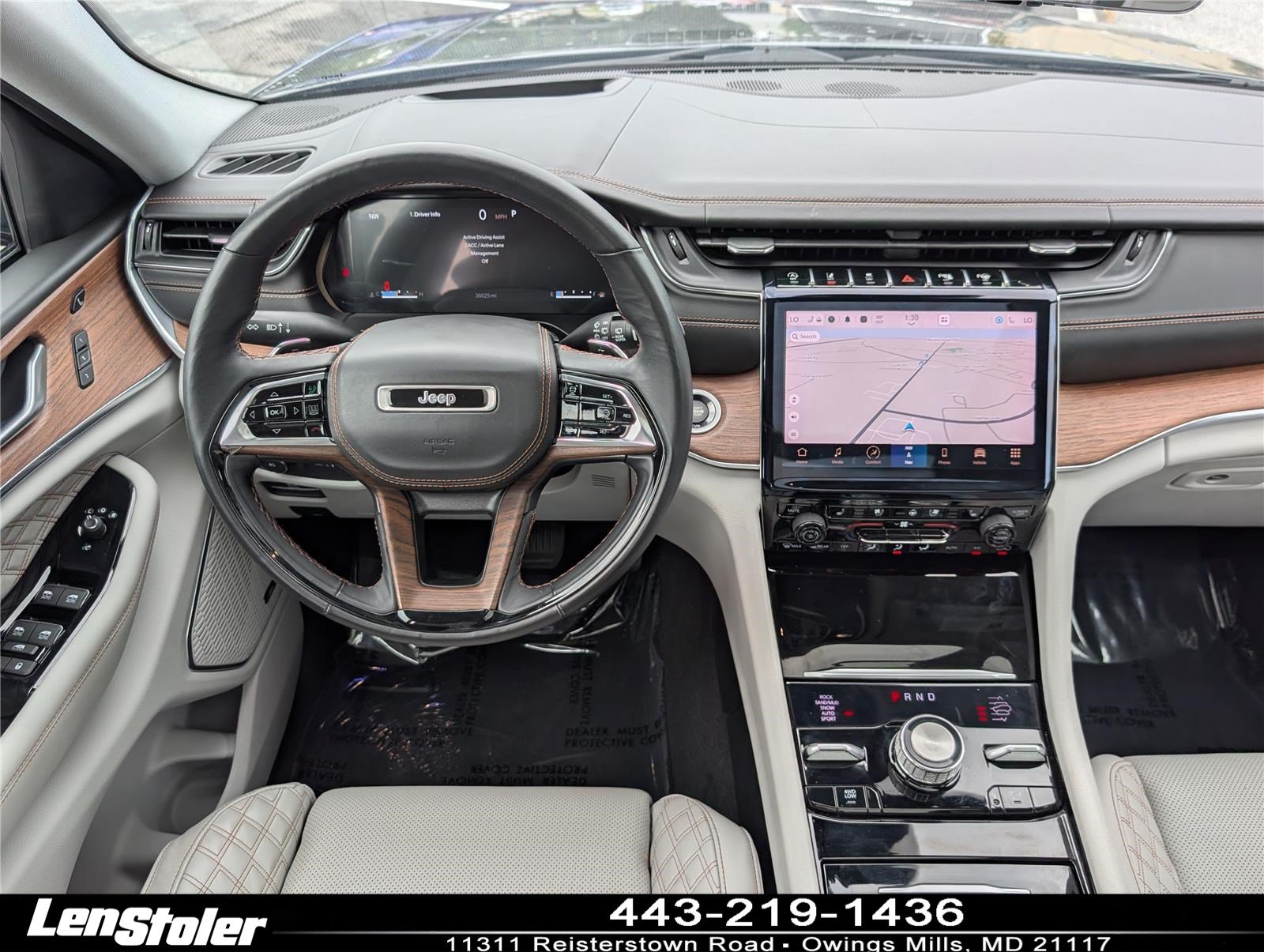 Used 2023 Jeep Grand Cherokee L Summit w/ Advanced Protech Group IV AWD/4WD image 19