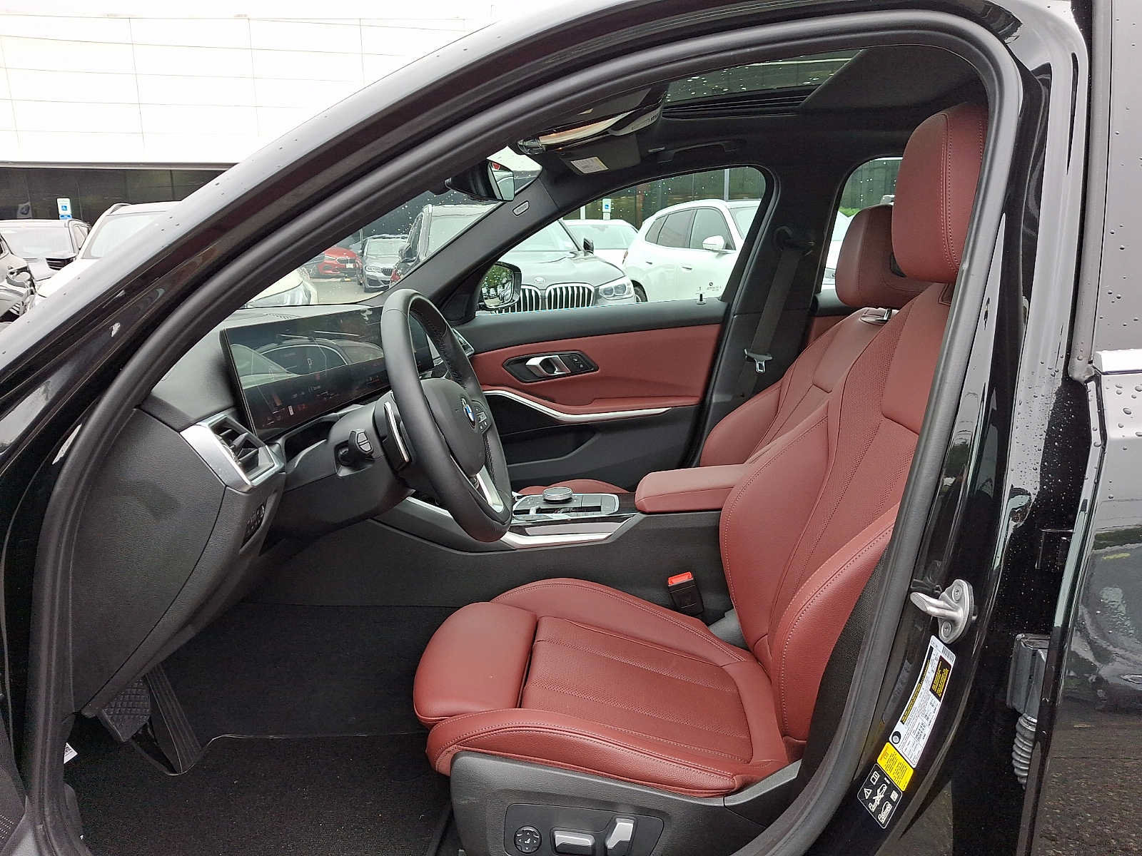 Used 2024 BMW 330i xDrive Sedan w/ Premium Package AWD/4WD image 14