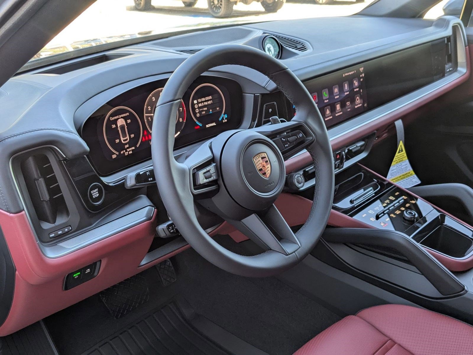 New 2026 Porsche Cayenne Coupe image 4