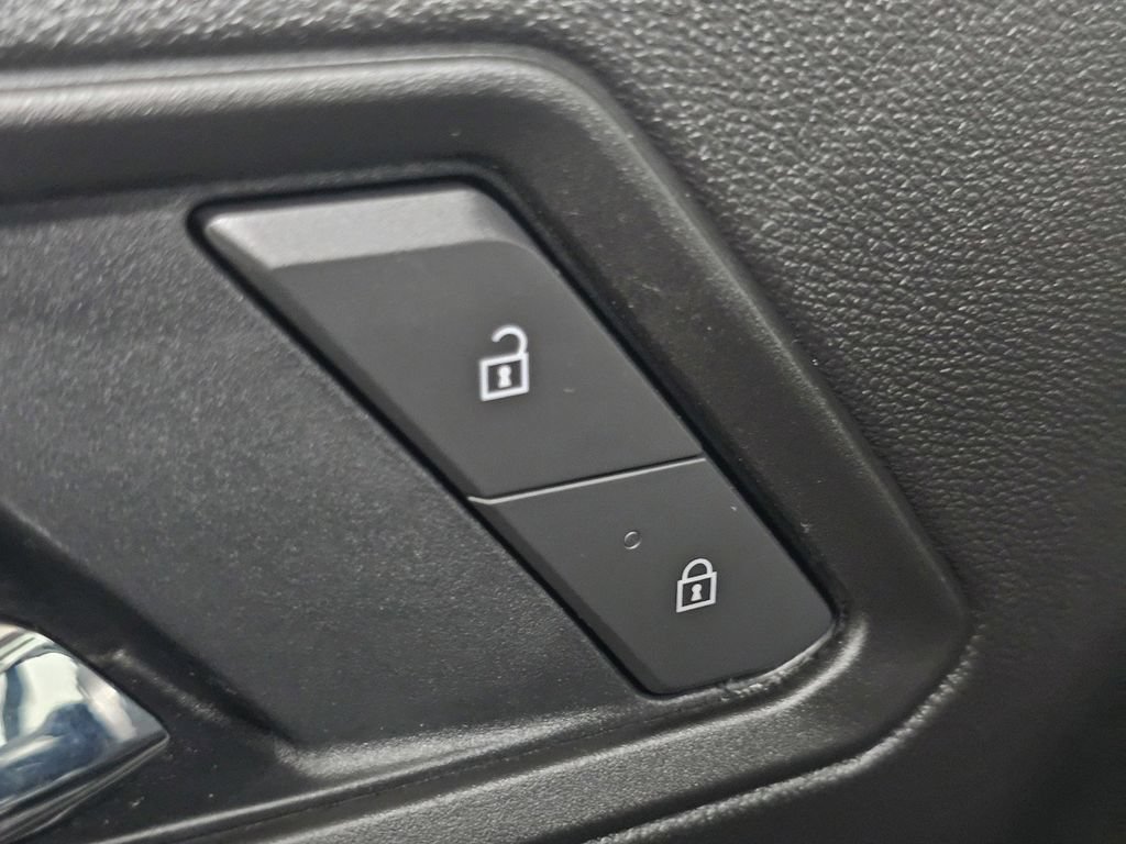 Used 2026 Chevrolet Colorado LT w/ LT Convenience Package AWD/4WD image 31