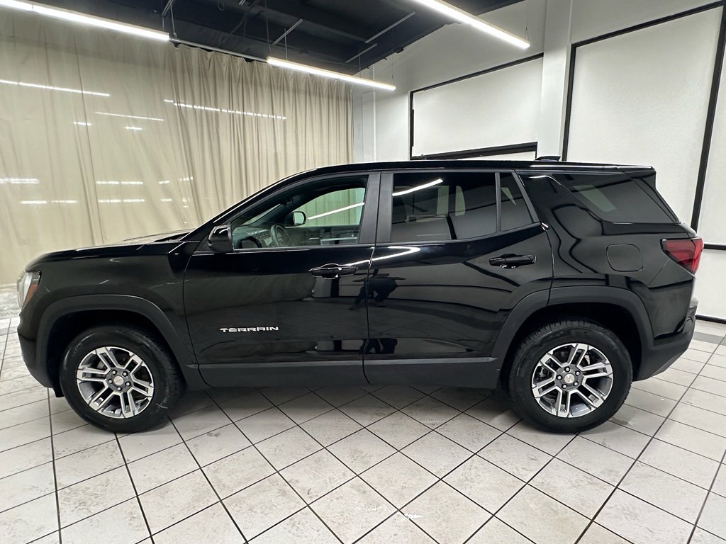 Used 2025 GMC Terrain Elevation image 9