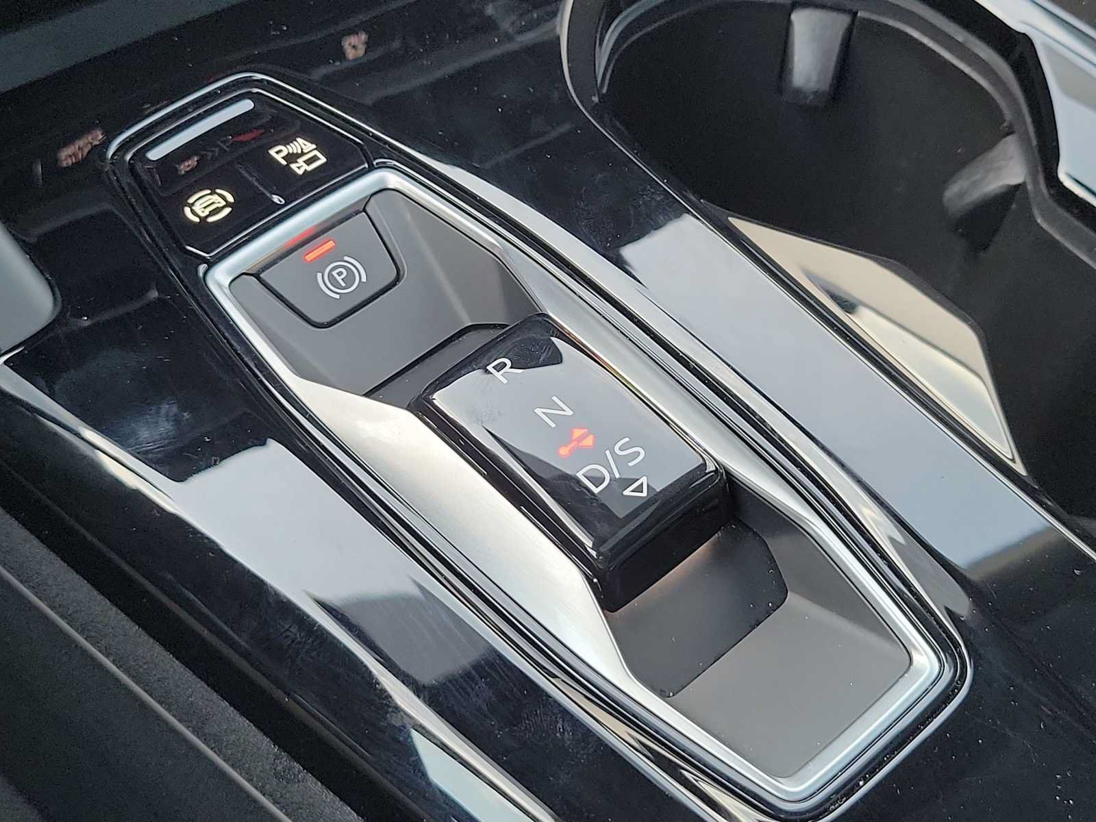 Certified 2025 Audi Q5 Premium Plus w/ Premium Plus AWD/4WD image 32