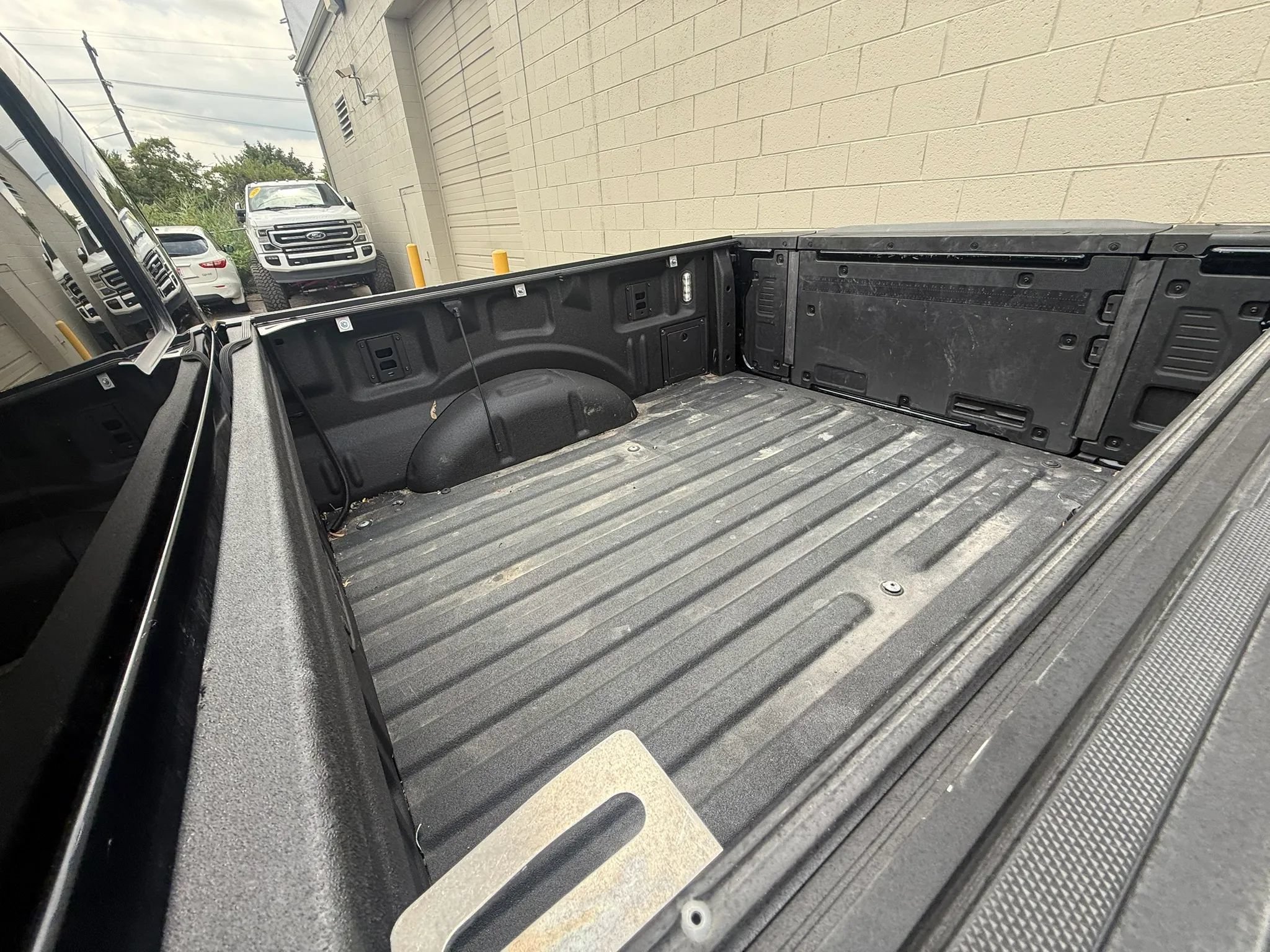 Used 2026 Ford F150 Lariat w/ Equipment Group 501A Mid AWD/4WD image 35