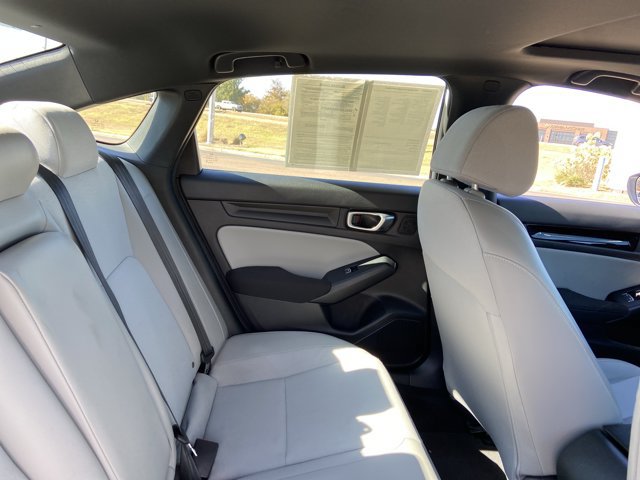 Used 2025 Honda Civic Sport image 21