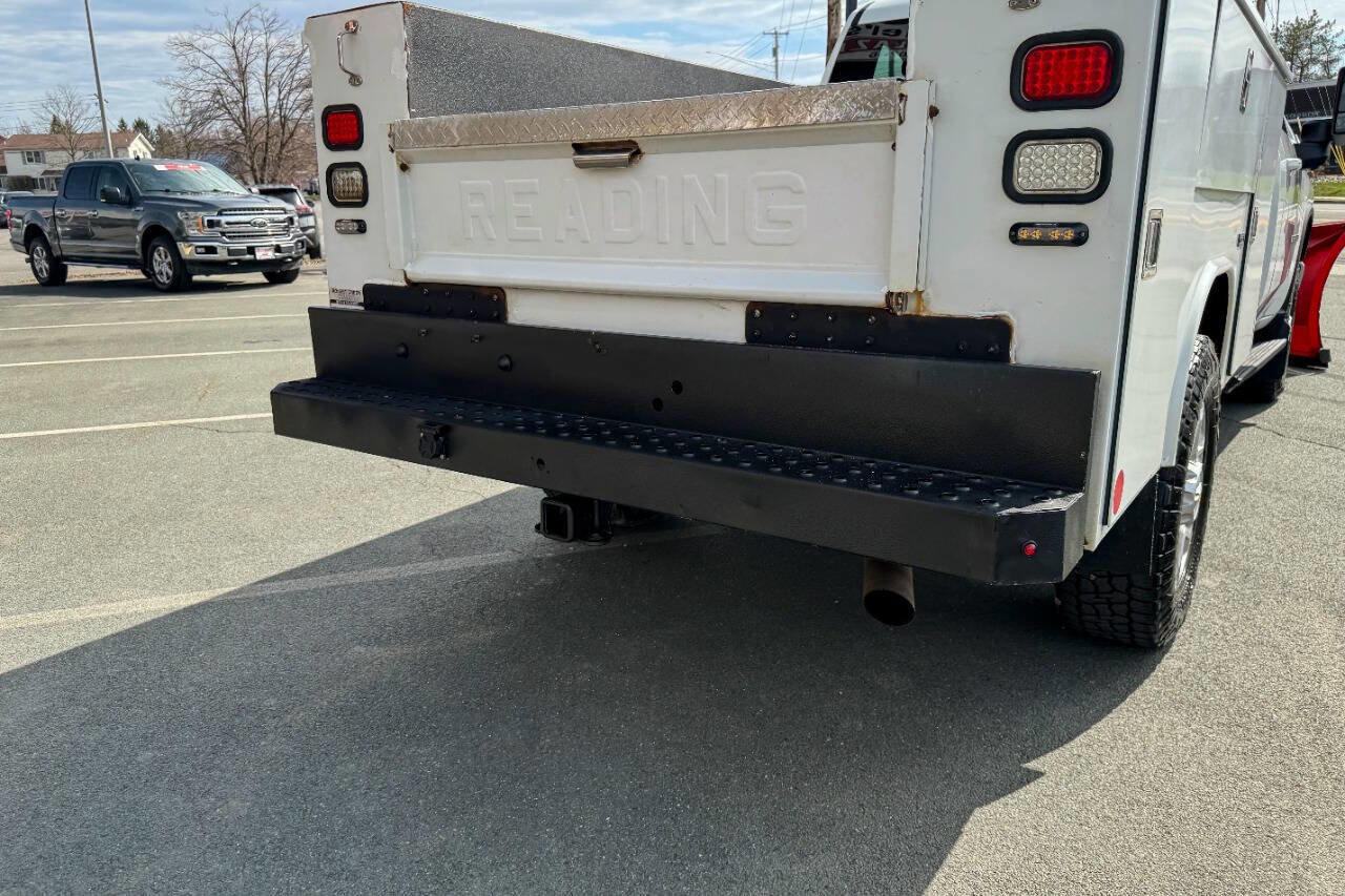 Used 2022 Chevrolet Silverado 3500 LT w/ Convenience Package image 21