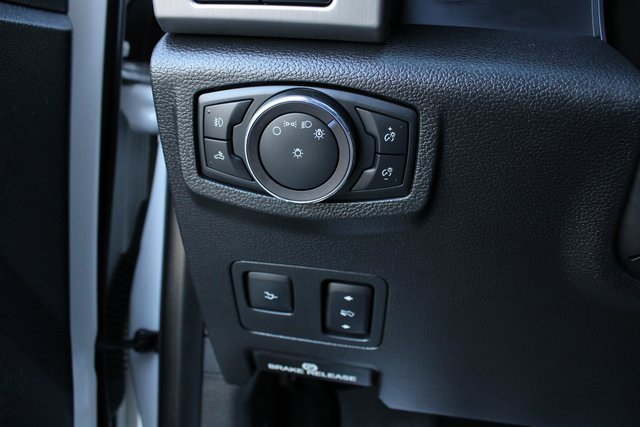 Used 2018 Ford F350 Platinum w/ Platinum Ultimate Package image 10