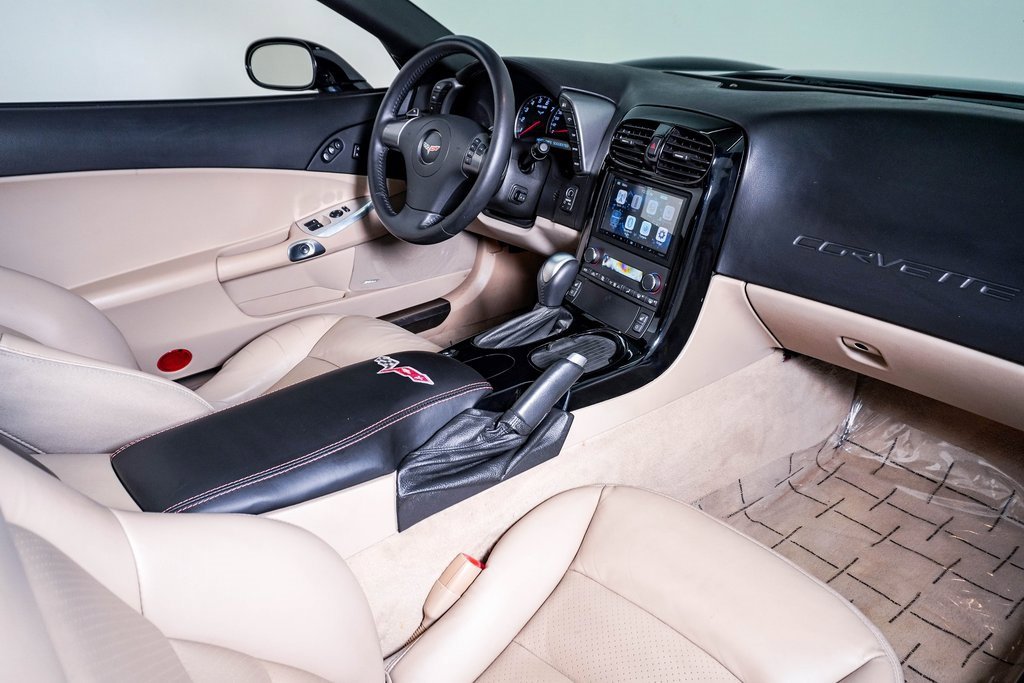 Used 2007 Chevrolet Corvette Convertible w/ Preferred Equipment Group image 16