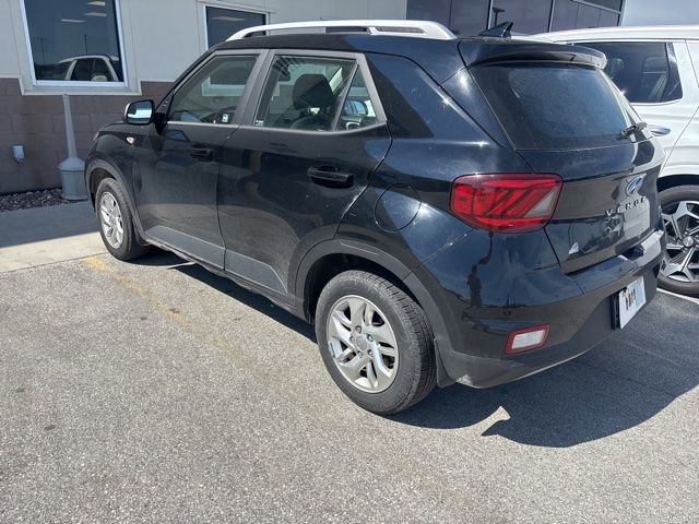 Used 2020 Hyundai Venue SEL w/ Convenience Package FWD image 5