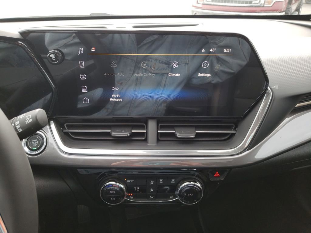 New 2026 Chevrolet Trax ACTIV w/ Sunroof Package image 16