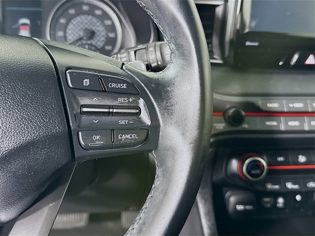 Used 2020 Hyundai Veloster 2.0 Premium image 23