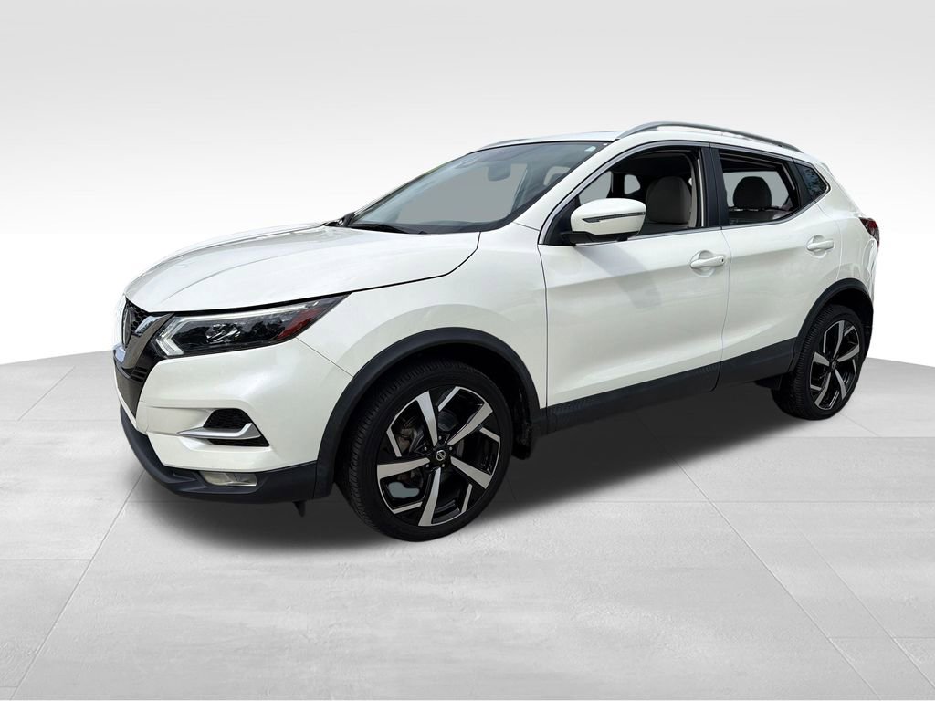 Used 2021 Nissan Rogue Sport SL w/ Premium Package FWD image 3