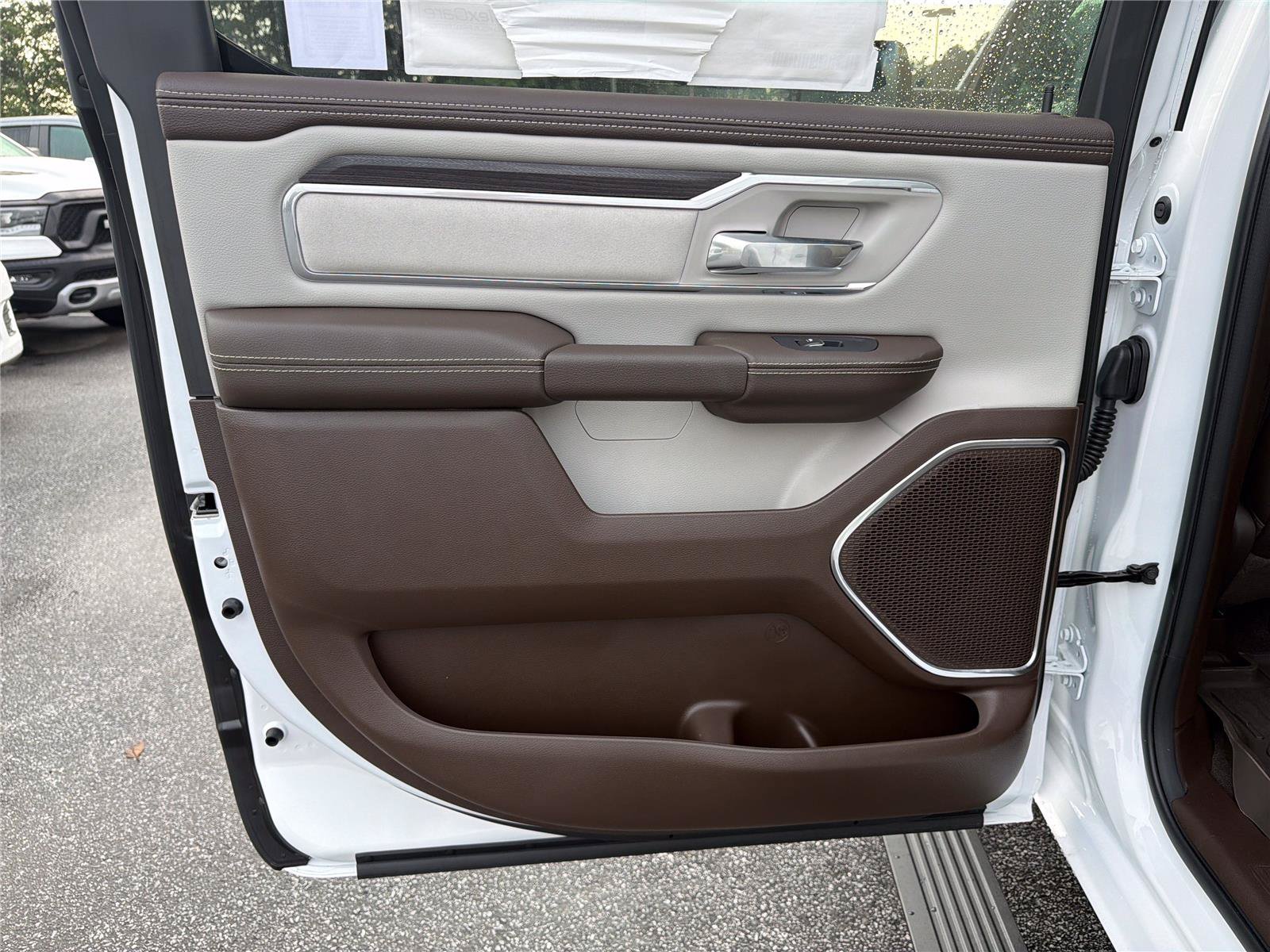 New 2026 RAM 1500 Laramie w/ Laramie Preferred Package RWD image 21