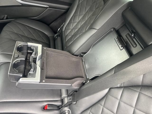 Used 2024 BMW X7 xDrive40i w/ Premium Package AWD/4WD image 27