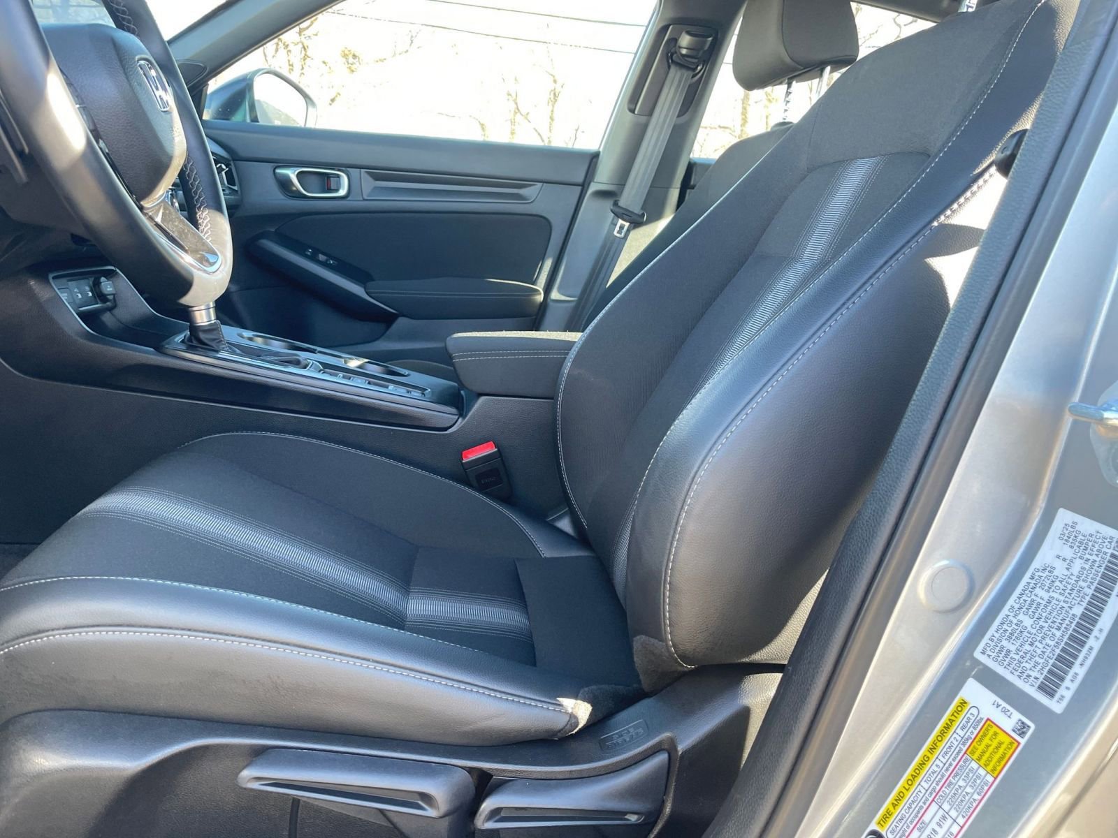 Used 2025 Honda Civic Sport image 25