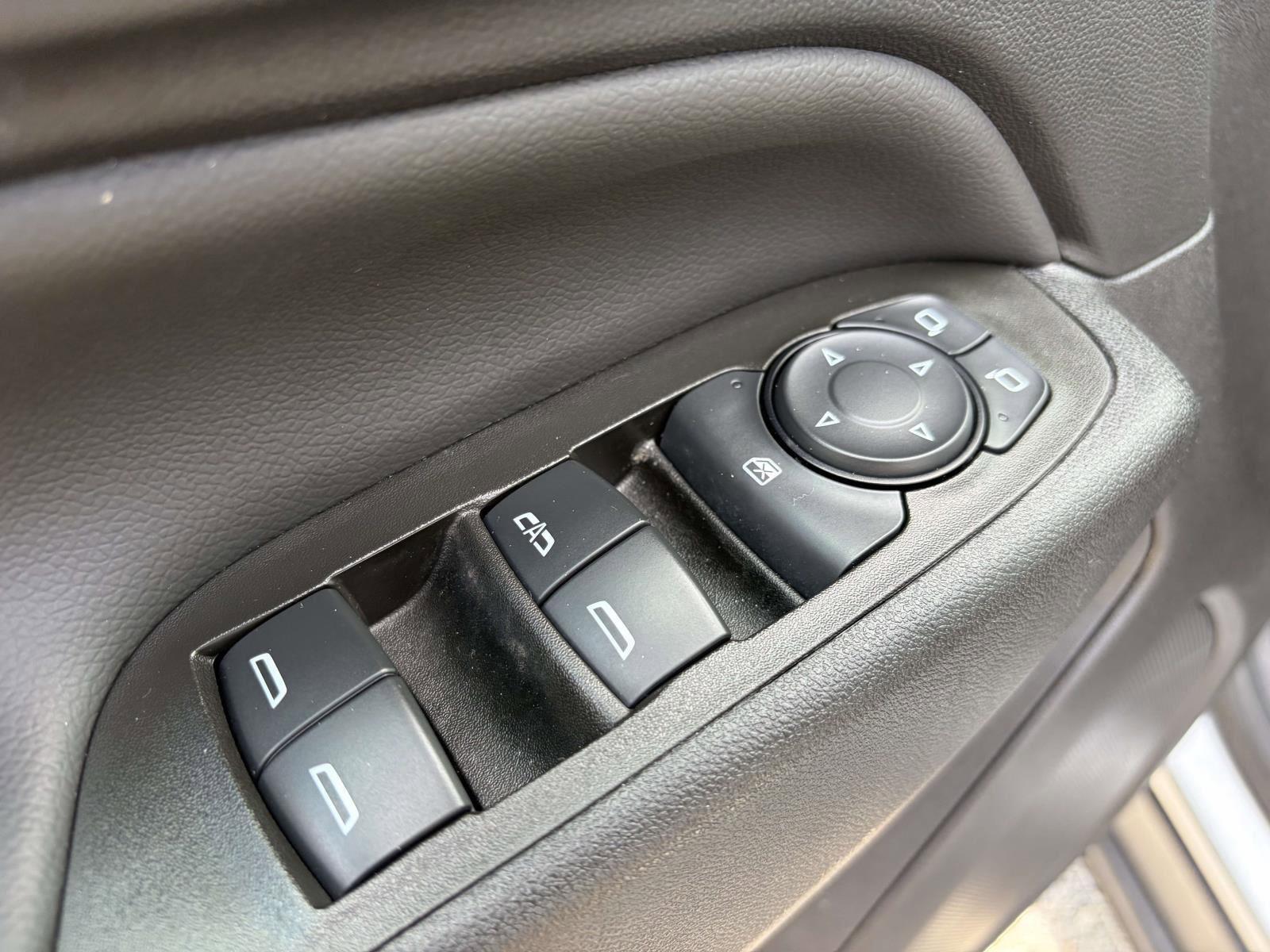 Used 2024 Chevrolet Equinox LT w/ LPO, Floor Liner Package image 6