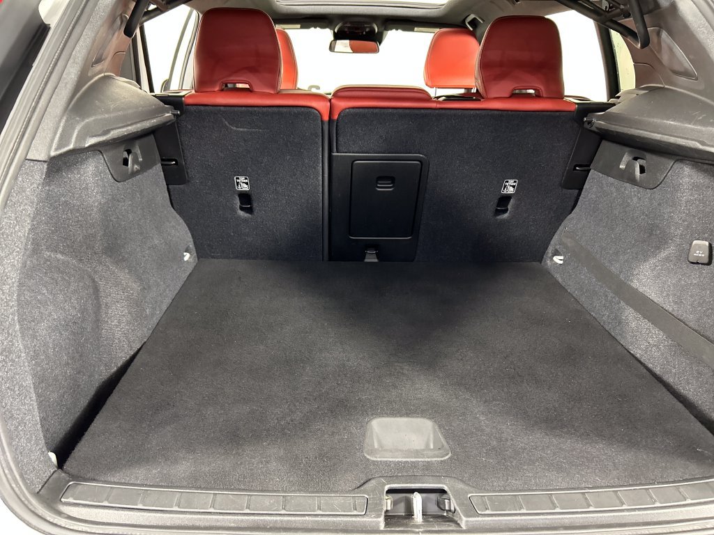 Used 2019 Volvo XC40 T5 Momentum AWD/4WD image 19