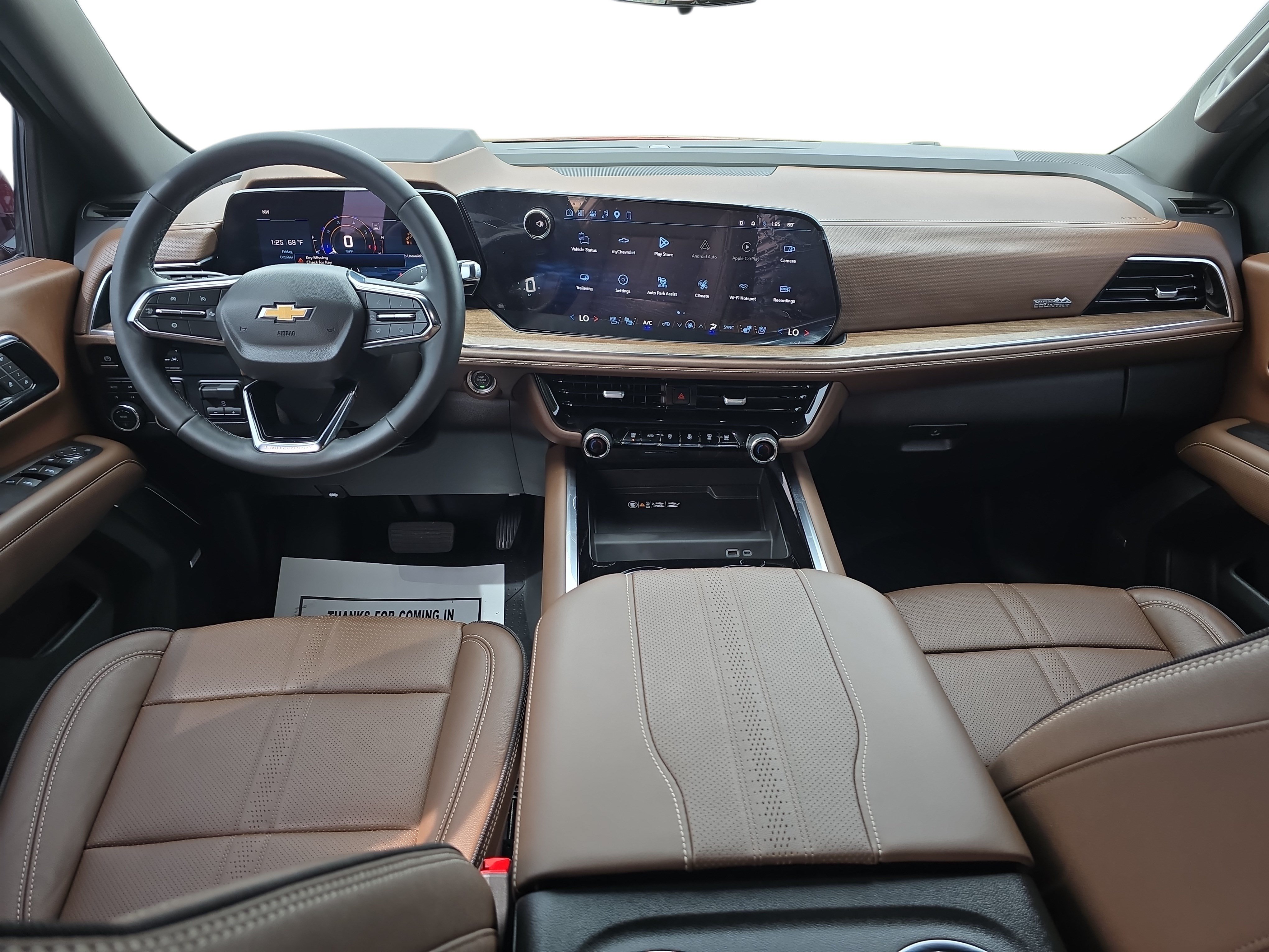 Used 2025 Chevrolet Tahoe High Country AWD/4WD image 9