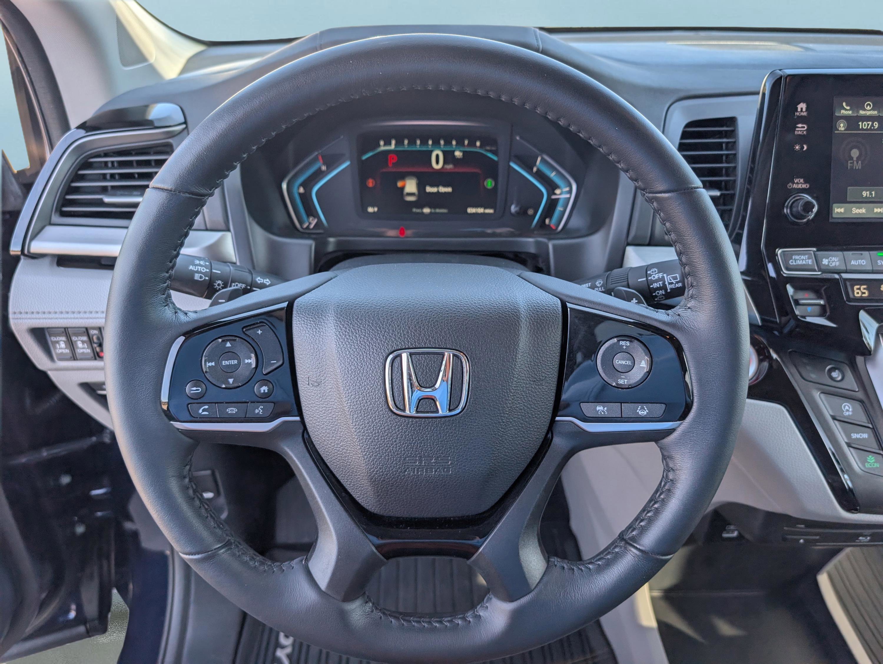 Used 2023 Honda Odyssey Touring image 22