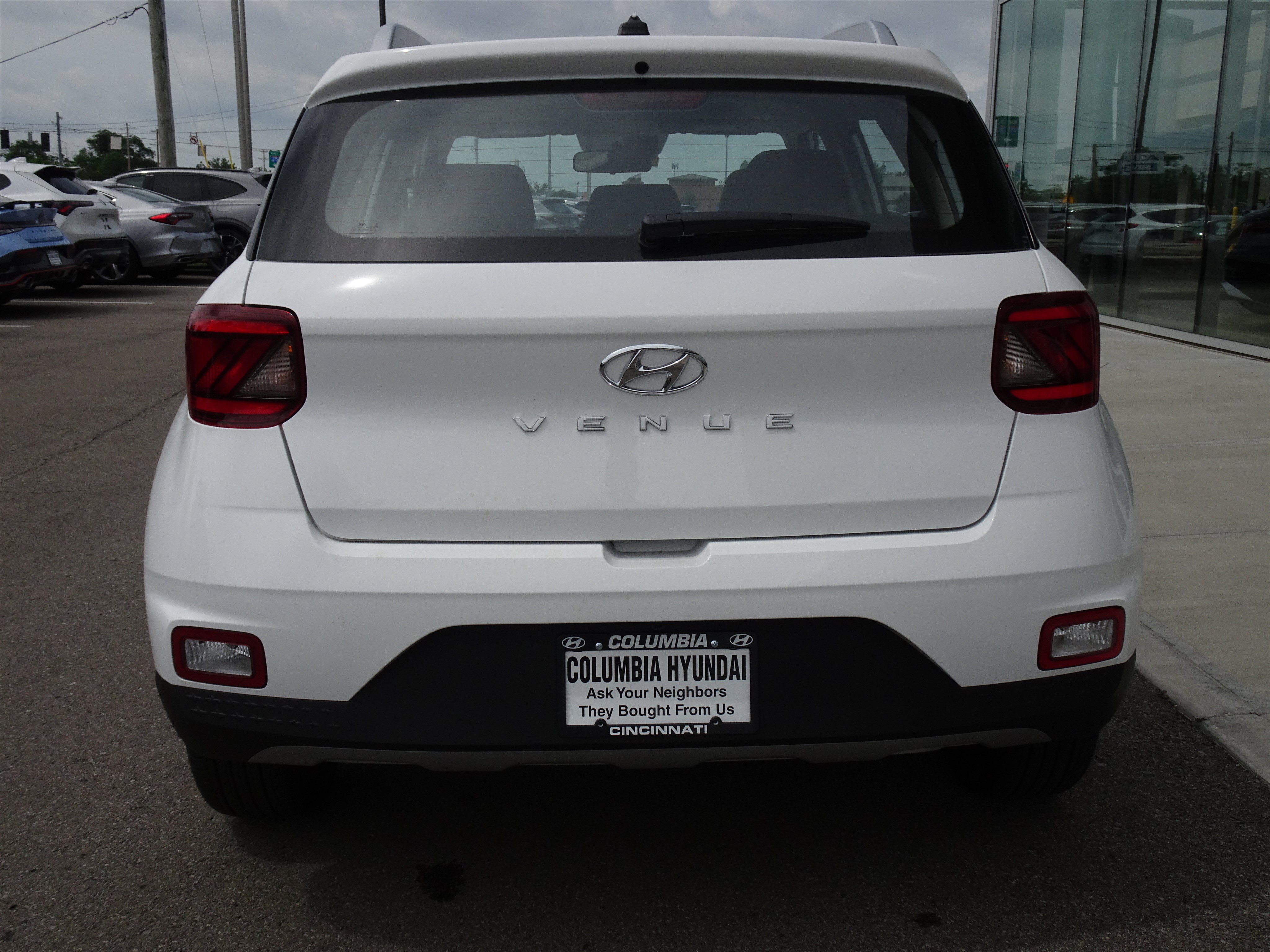 New 2026 Hyundai Venue SEL FWD image 4