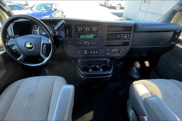 Used 2020 Chevrolet Express 3500 LS image 15