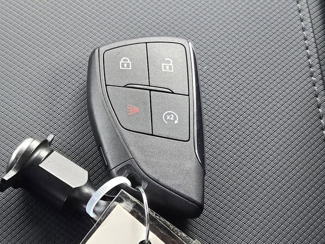 Certified 2026 Chevrolet Equinox EV LT image 13