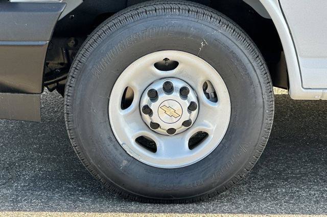 New 2026 Chevrolet Express 2500 w/ Driver Convenience Package RWD image 29