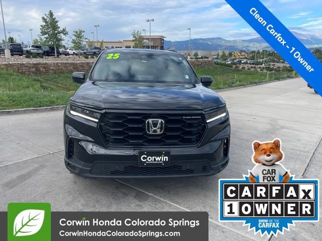 Used 2025 Honda Pilot Black Edition video 2