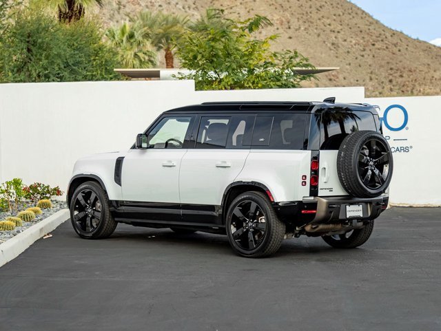 Used 2021 Land Rover Defender 110 X-Dynamic HSE image 9