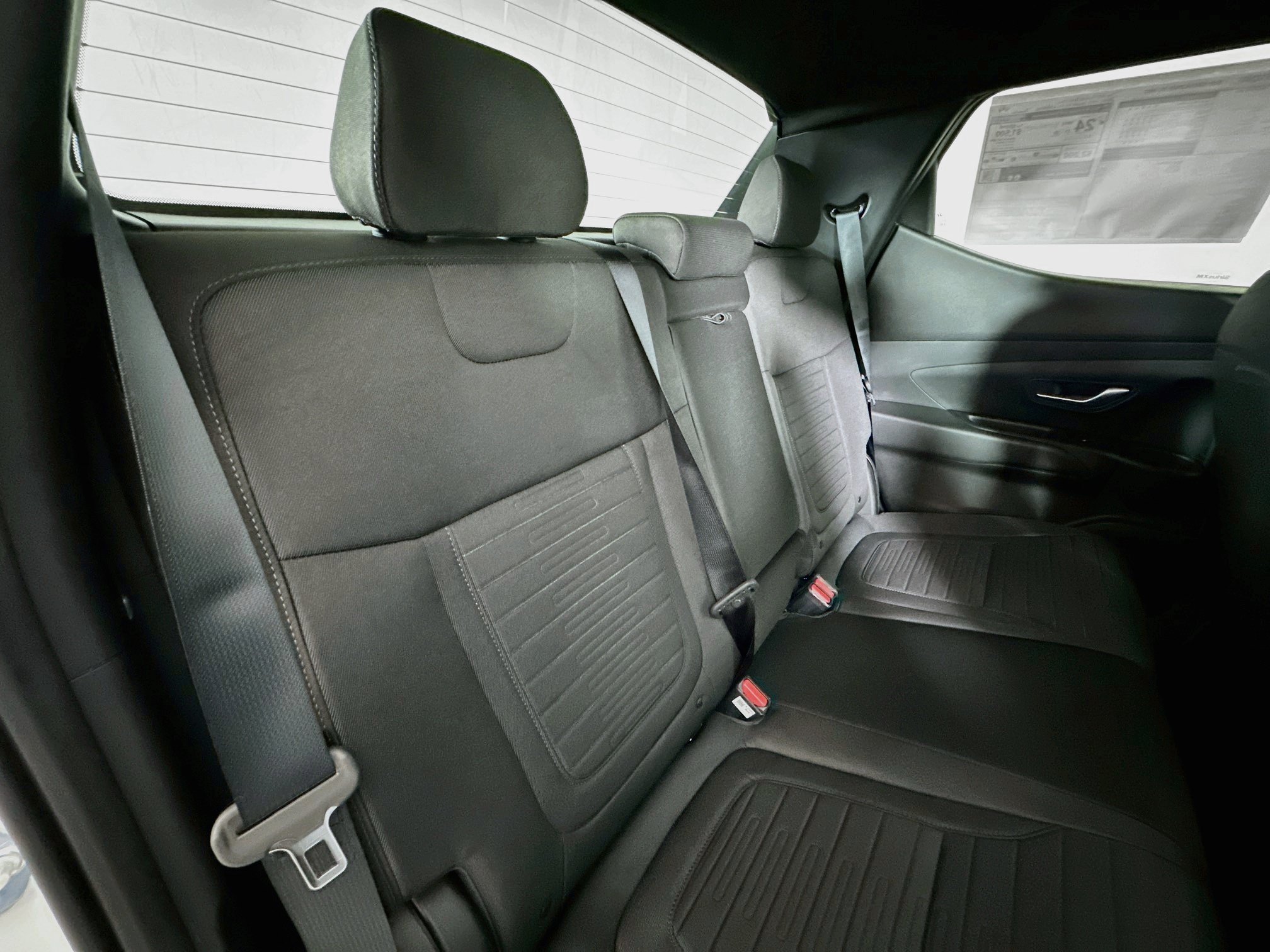 Certified 2025 Hyundai Santa Cruz SE AWD/4WD image 25