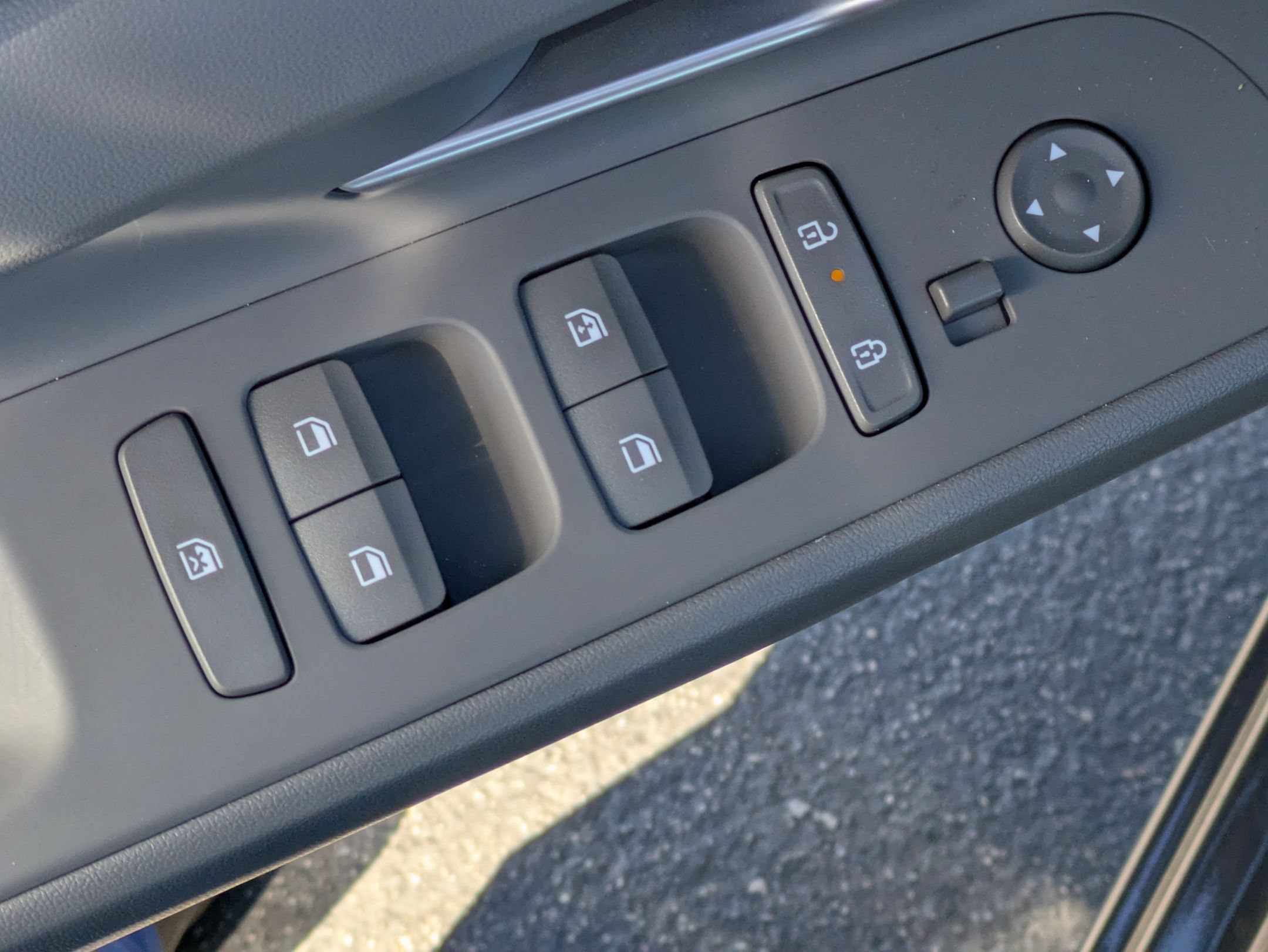 Certified 2025 Hyundai Elantra Sport FWD image 16