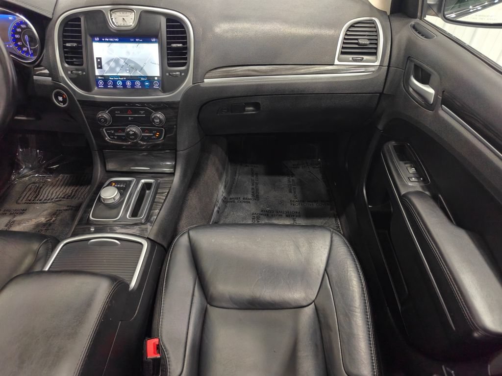 Used 2017 Chrysler 300 Touring w/ Value Package RWD image 24